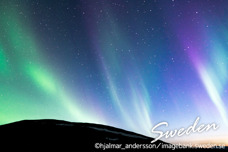 夜空の奇跡 オーロラ特集 見える場所 北欧カナダ比較も 旅工房